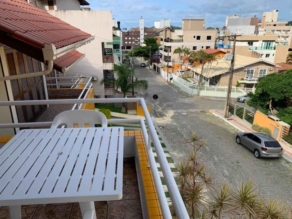 Res. Acapulco Apartment Bombinhas Bagian luar foto