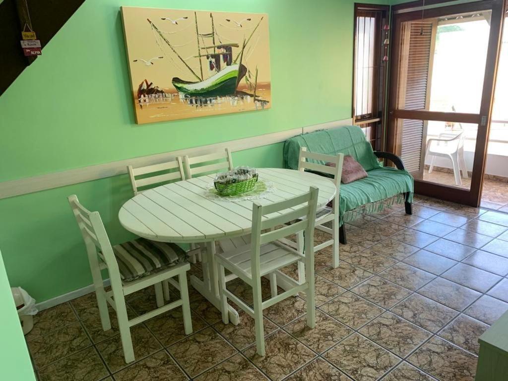 Res. Acapulco Apartment Bombinhas Bagian luar foto